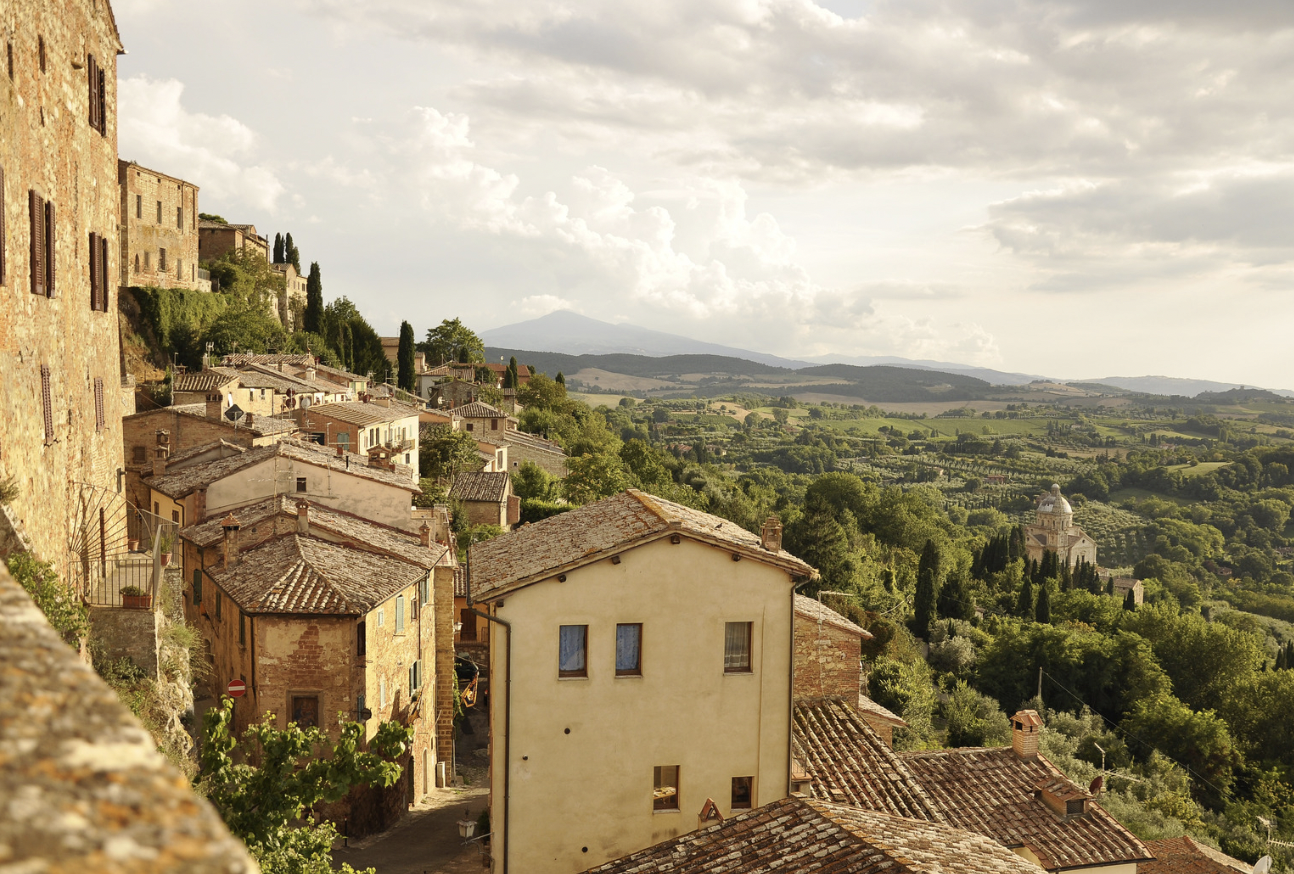 The best way to use public transportation in Tuscany