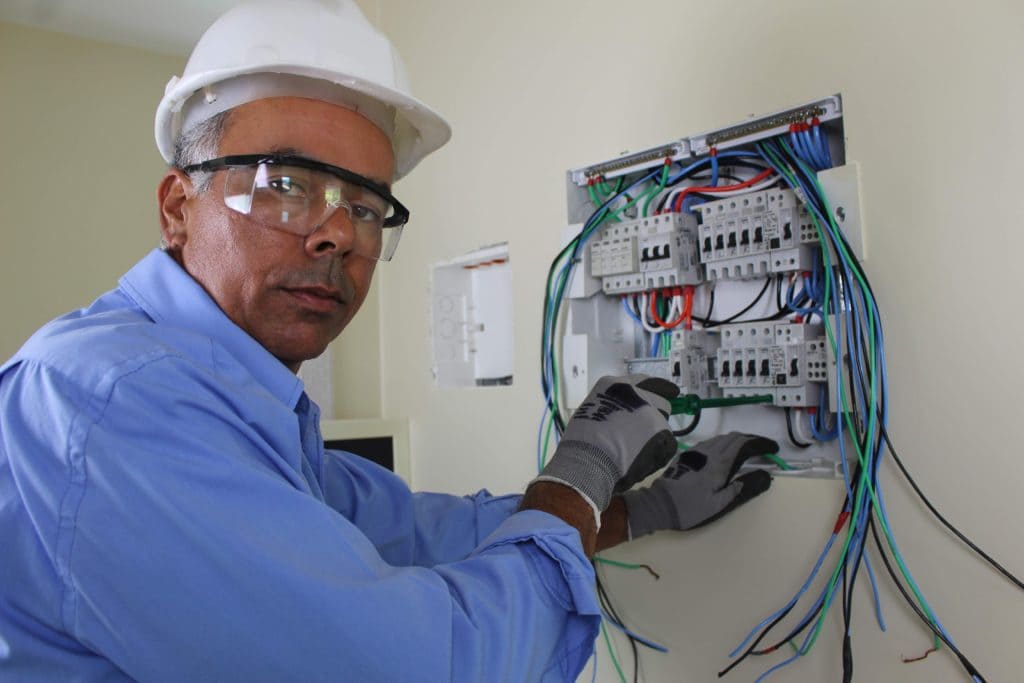 Curso de electricista gratuito con certificado