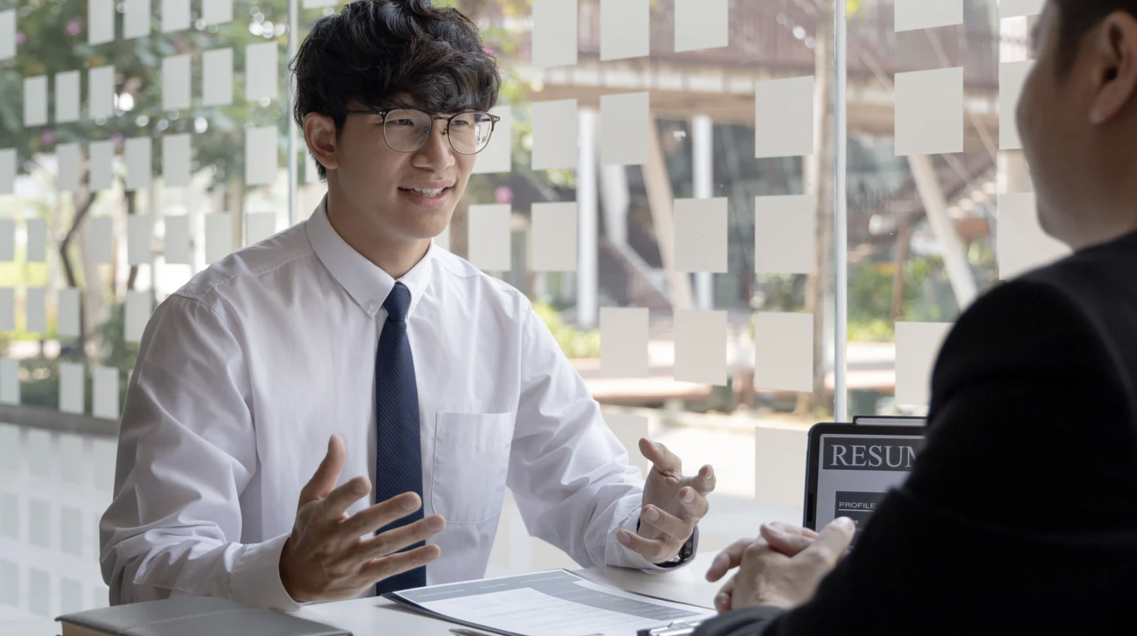 Navigating New Territory: Crafting the Perfect Response to Manager Welcome Aboard Emails